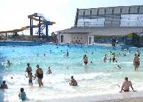 beheiztes Wellenbad in Bensersiel am Strand